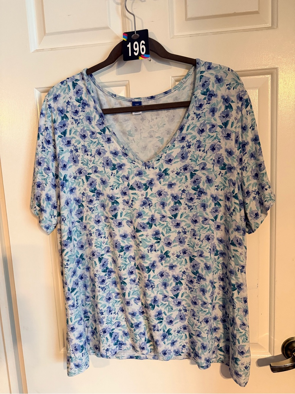 Old Navy Light Blue Floral V-Neck Tee